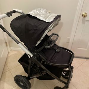 UPPAbaby Vista stroller in Jake (black) brand new